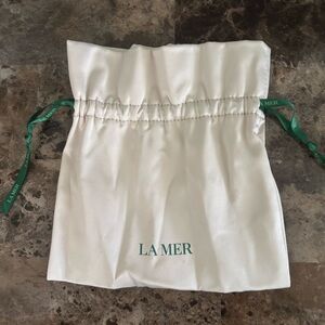 La Mer Drawstring Pouch Gift Bag Cream/Green New w/o Tag Accessory Beauty